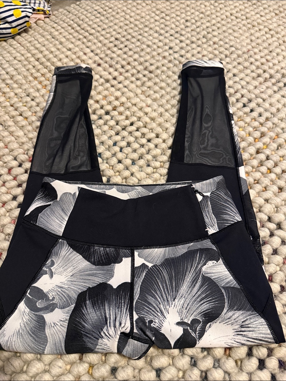 CALIA by Carrie Underwood Black & White Floral Mesh-Inset Leggings